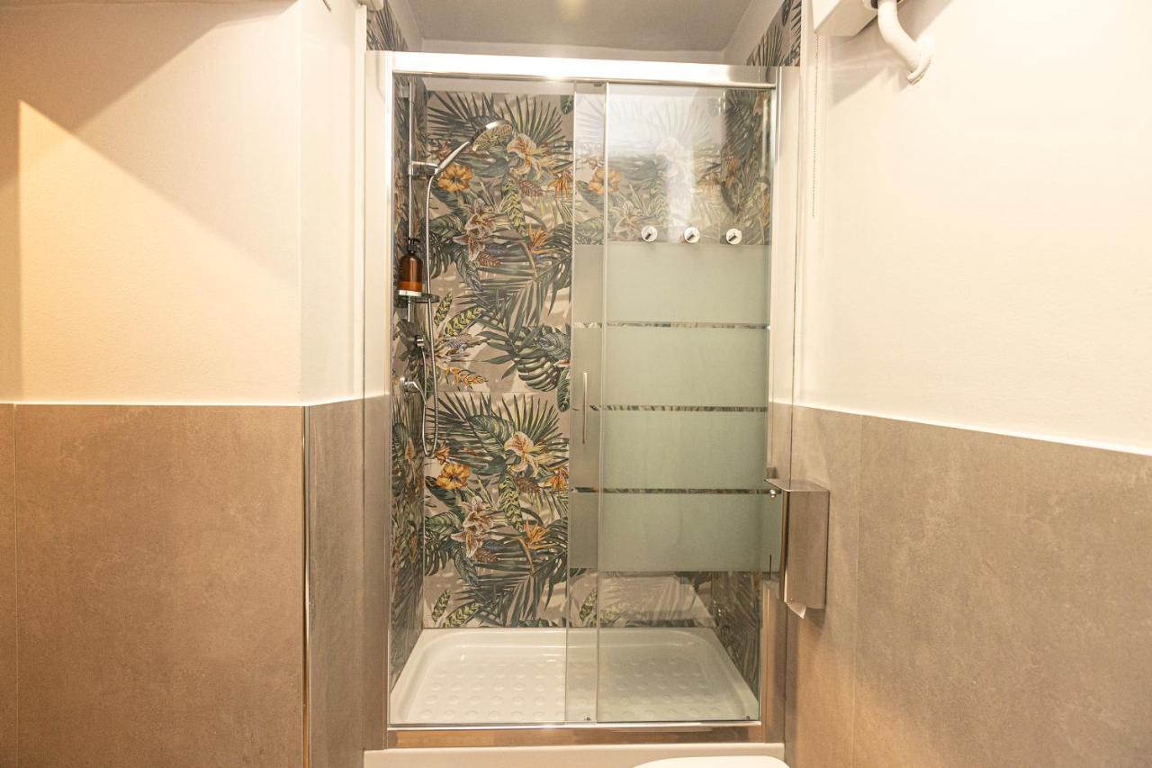 Giano Host - I Teatri Apartment Genoa Exterior photo